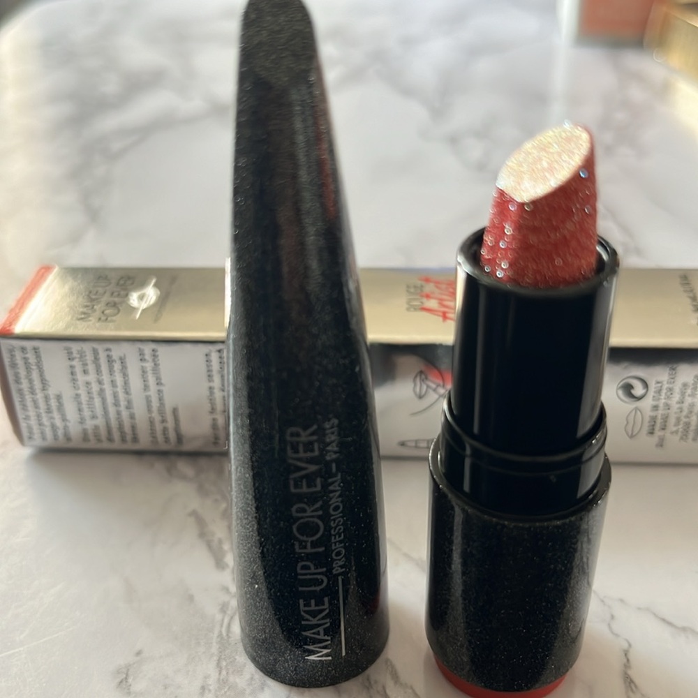Brand new Make Up forever, rouge Ortiz sparkle 003 glittering sandstone lipstick
